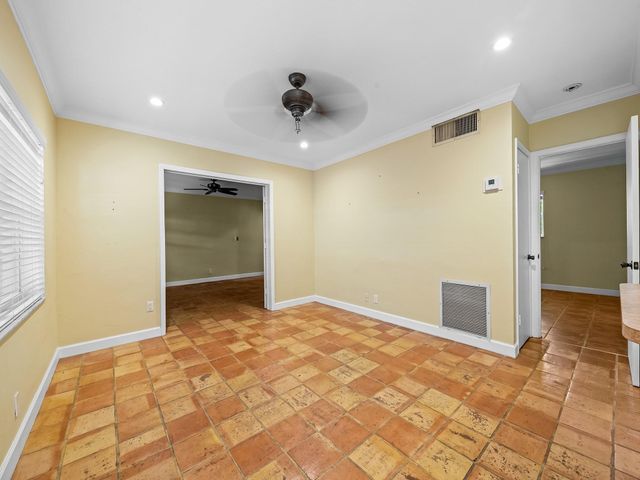 1640 NE 4th Place, Fort Lauderdale, FL 33301