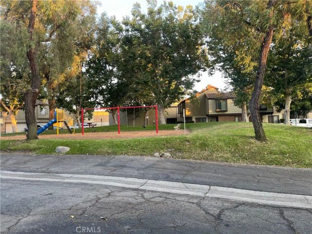 9386 Mesa Verde DR B, Montclair, CA 91763