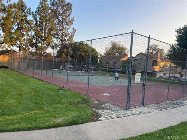 9386 Mesa Verde DR B, Montclair, CA 91763