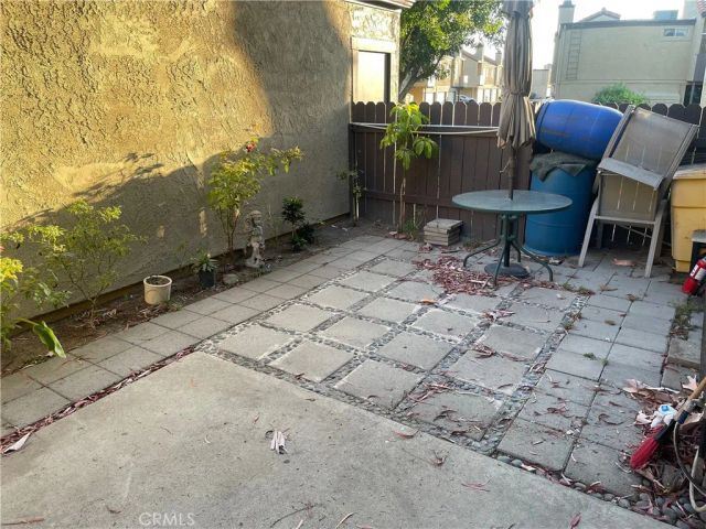 9386 Mesa Verde DR B, Montclair, CA 91763