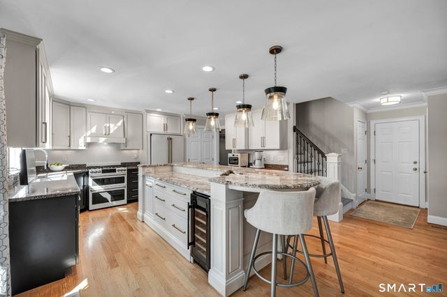 11 Grimes Road, Rocky Hill, CT 06067