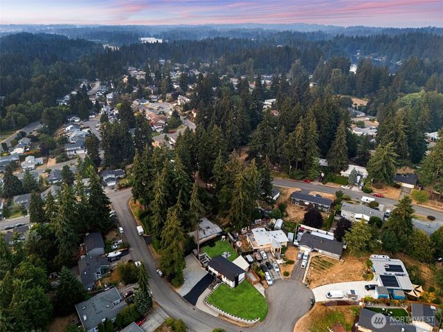 35730 26th Avenue S, Federal Way, WA 98003