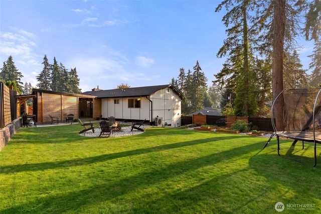 35730 26th Avenue S, Federal Way, WA 98003