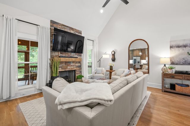 612 Hollow Wood Trl, Mount Juliet, TN 37122