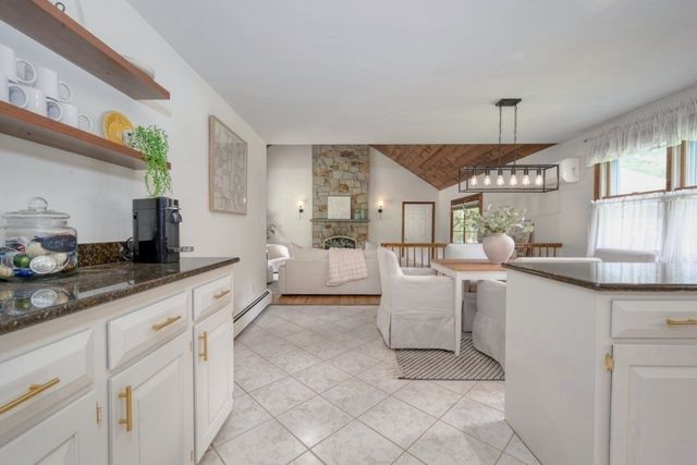 363 Liberty St, Braintree, MA 02184