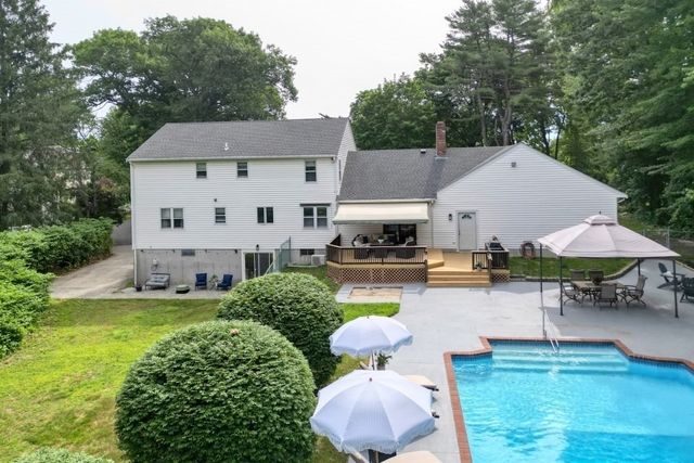 363 Liberty St, Braintree, MA 02184