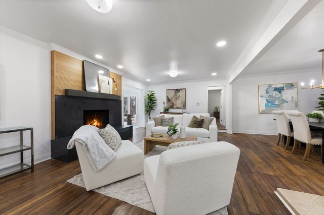 6838 Churchill Way, Dallas, TX 75230