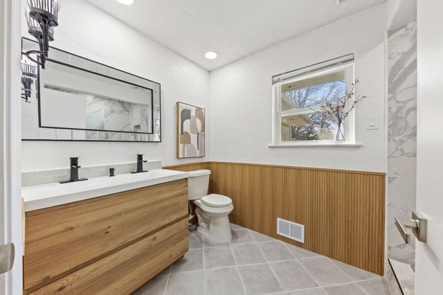 6838 Churchill Way, Dallas, TX 75230