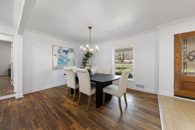 6838 Churchill Way, Dallas, TX 75230