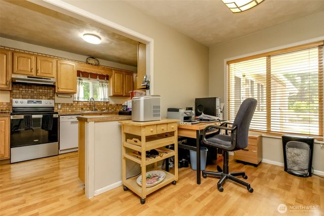 137 Damron Road, Mossyrock, WA 98564