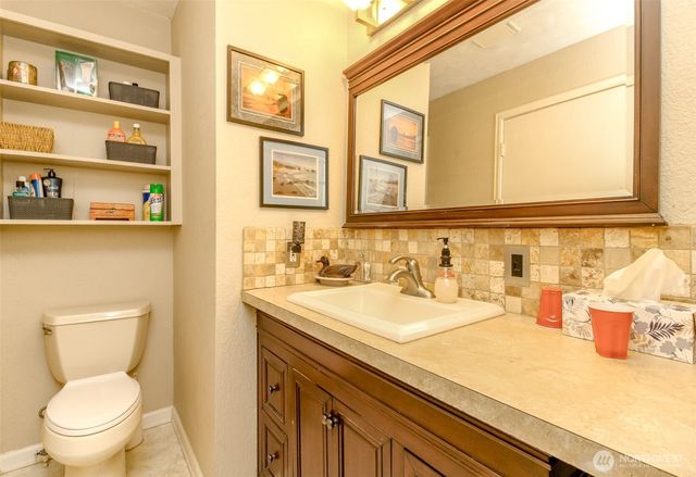 137 Damron Road, Mossyrock, WA 98564