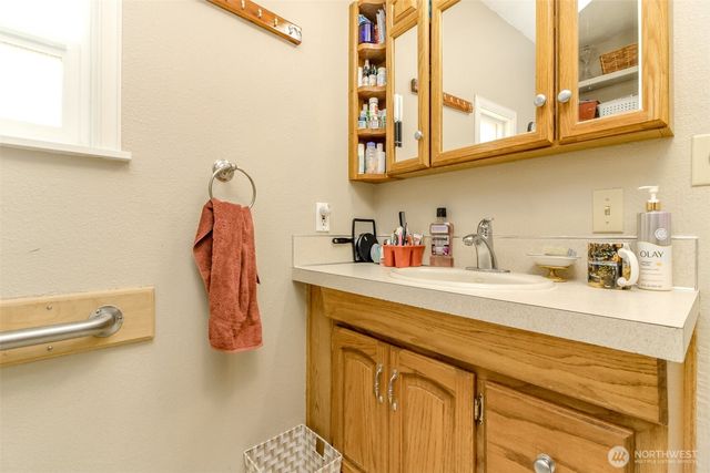 137 Damron Road, Mossyrock, WA 98564