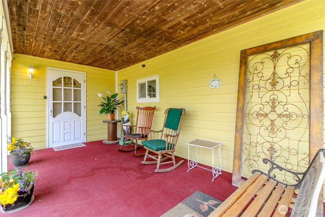 137 Damron Road, Mossyrock, WA 98564