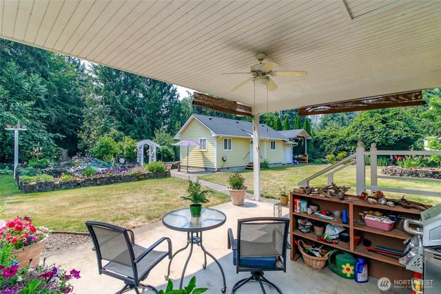 137 Damron Road, Mossyrock, WA 98564