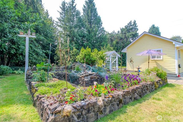 137 Damron Road, Mossyrock, WA 98564