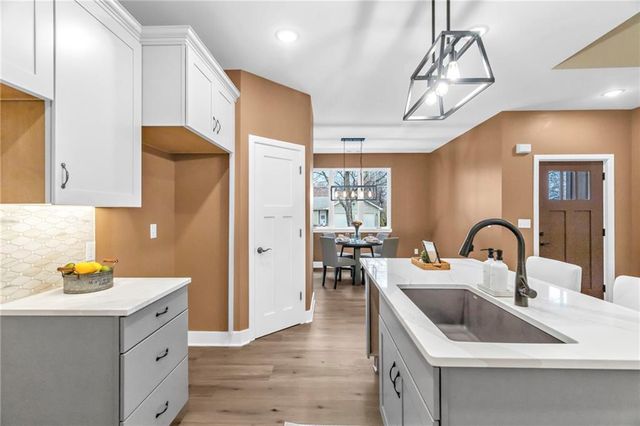 920 N 14th Street, Leavenworth, KS 66048