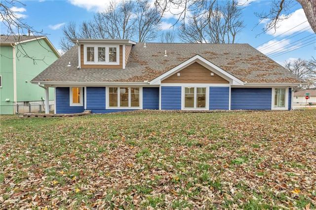 920 N 14th Street, Leavenworth, KS 66048