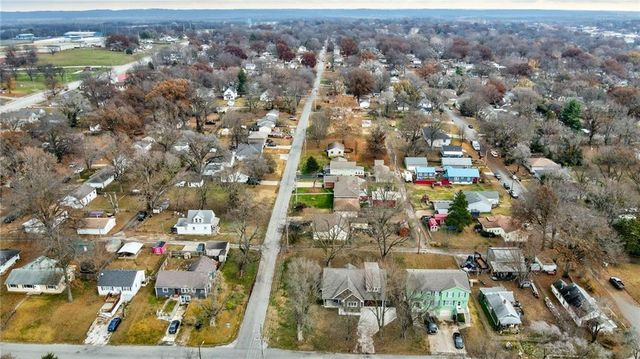 920 N 14th Street, Leavenworth, KS 66048