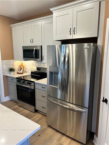 920 N 14th Street, Leavenworth, KS 66048