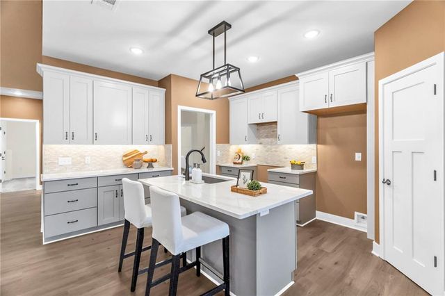 920 N 14th Street, Leavenworth, KS 66048