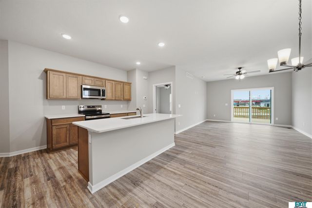 8531 Lost Arrow Court, Lincoln, NE 68507