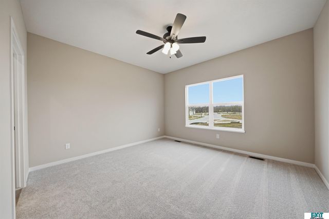 8531 Lost Arrow Court, Lincoln, NE 68507