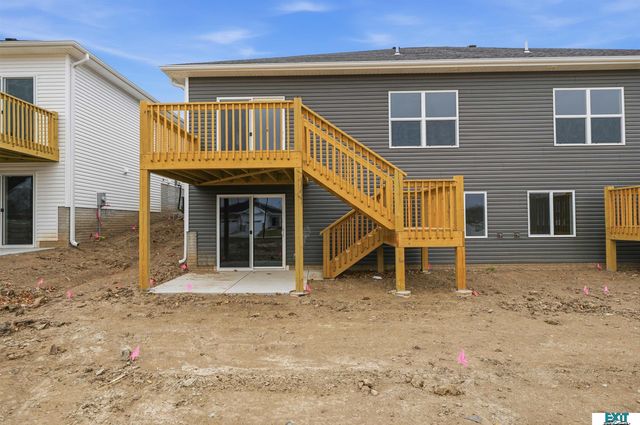 8531 Lost Arrow Court, Lincoln, NE 68507