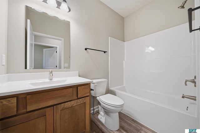 8531 Lost Arrow Court, Lincoln, NE 68507