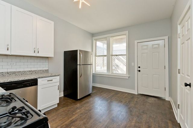 1922 N Wilmot Avenue 1R, Chicago, IL 60647