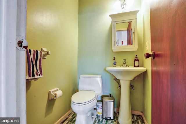 47 WALNUT ST, Clifton Heights, PA 19018