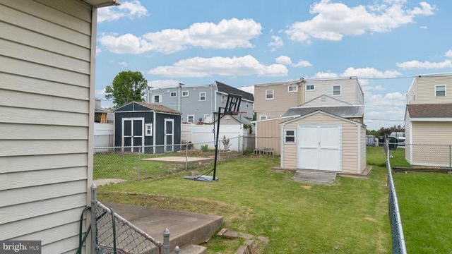 47 WALNUT ST, Clifton Heights, PA 19018