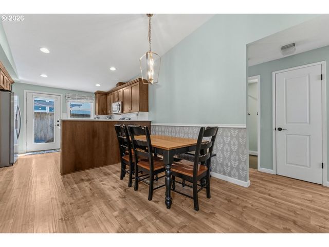 15935 Se ARISTA Dr, Milwaukie, OR 97267