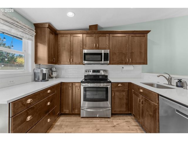 15935 Se ARISTA Dr, Milwaukie, OR 97267