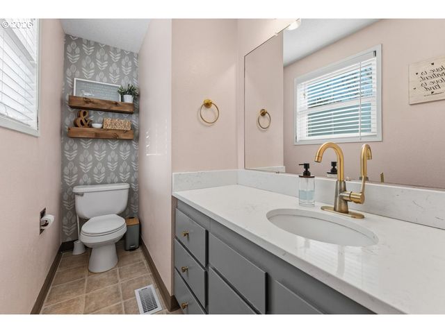 15935 Se ARISTA Dr, Milwaukie, OR 97267