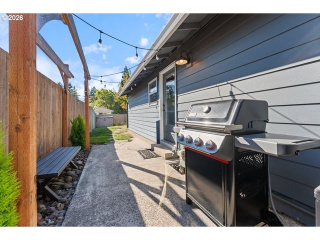 15935 Se ARISTA Dr, Milwaukie, OR 97267