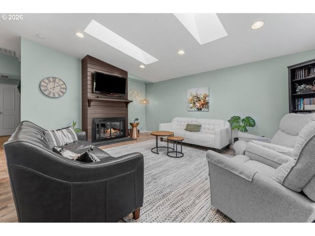 15935 Se ARISTA Dr, Milwaukie, OR 97267