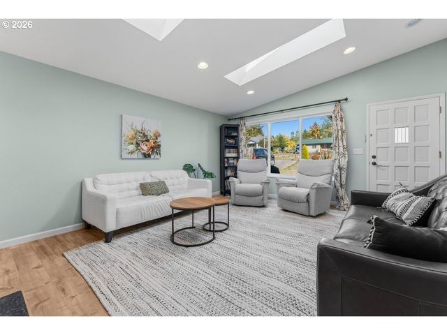 15935 Se ARISTA Dr, Milwaukie, OR 97267