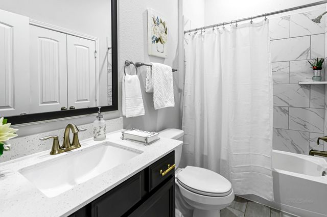 6442 Pomegranate Blossom Drive, Katy, TX 77493
