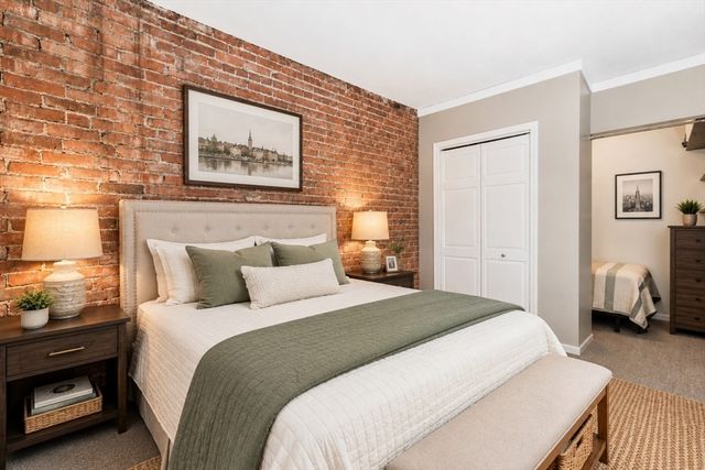 32 Fleet St 7, Boston, MA 02113