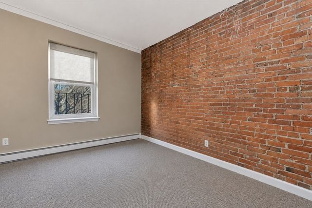 32 Fleet St 7, Boston, MA 02113