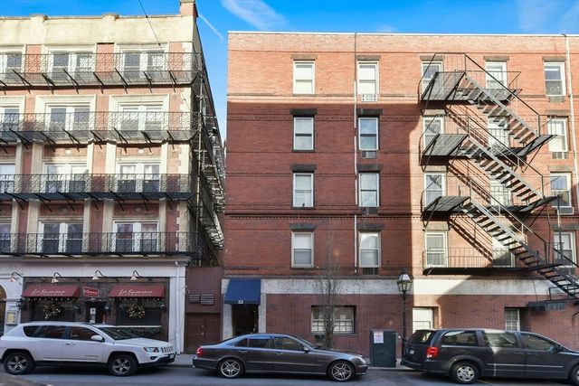 32 Fleet St 7, Boston, MA 02113
