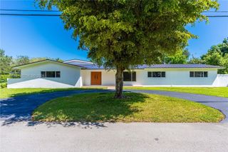 12525 SW 68th Ct, Pinecrest, FL 33156