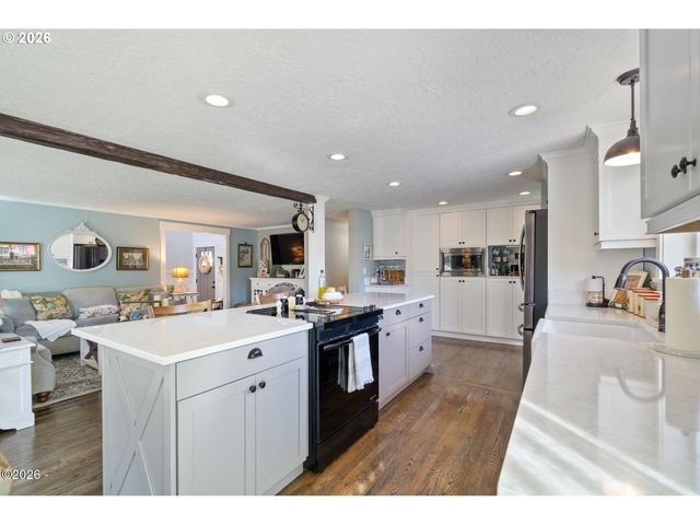 6495 MAIN St, Bay City, OR 97107