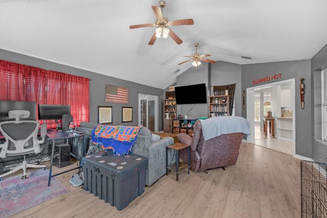 1852 Candlewood Drive, Navarre, FL 32566