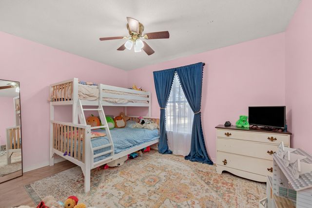 1852 Candlewood Drive, Navarre, FL 32566