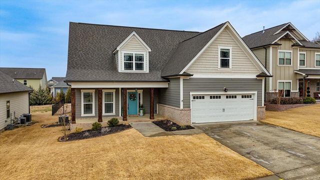 7458 White Pine Drive, Ooltewah, TN 37363