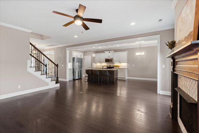 7458 White Pine Drive, Ooltewah, TN 37363