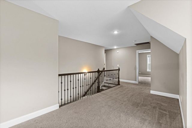 7458 White Pine Drive, Ooltewah, TN 37363