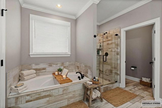 7458 White Pine Drive, Ooltewah, TN 37363