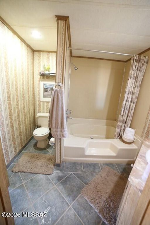 Image 12 of property listing at 766 W Calle Rhode Island Circle, Cochise, AZ 85606